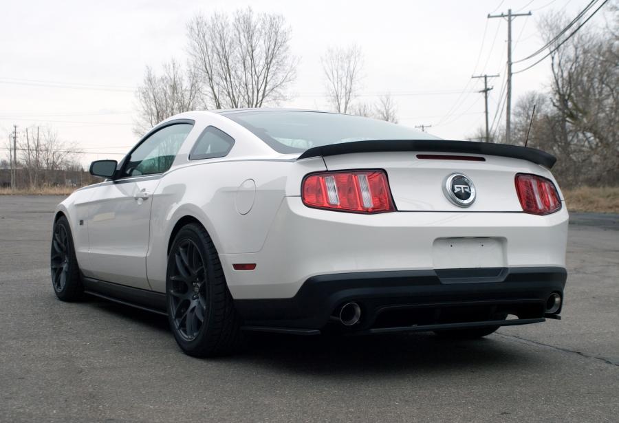  Ford Mustang RTR Package 2010 года  (фото 64 из 65)
